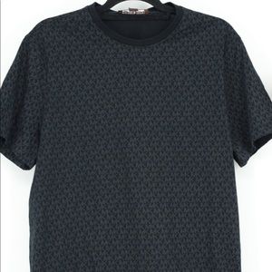 Great like new condition! Runs small!